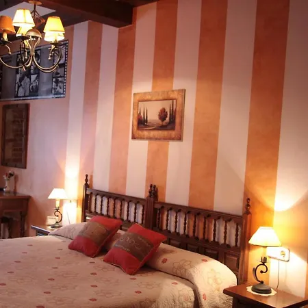 Hotel Y Estudios- 