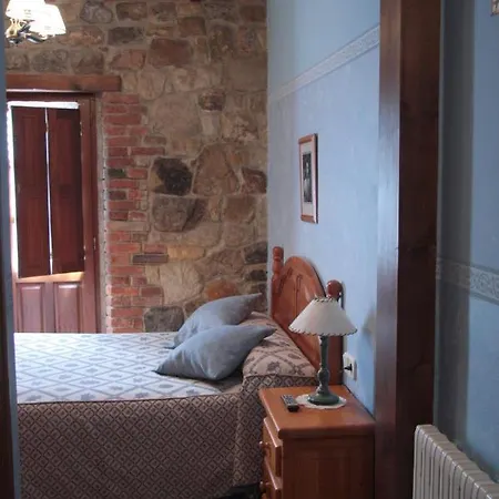 Hotel De Cantabria El Solar -cenas Típicas Y Gintonic- Bar -terraza Panorámica Galizano