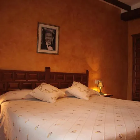 De Cantabria El Solar -cenas Típicas Y Gintonic- Bar -terraza Panorámica