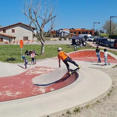 Y Estudios- 
