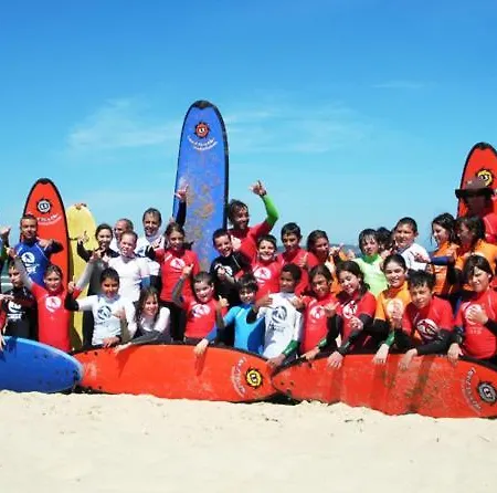 Y Estudios- 