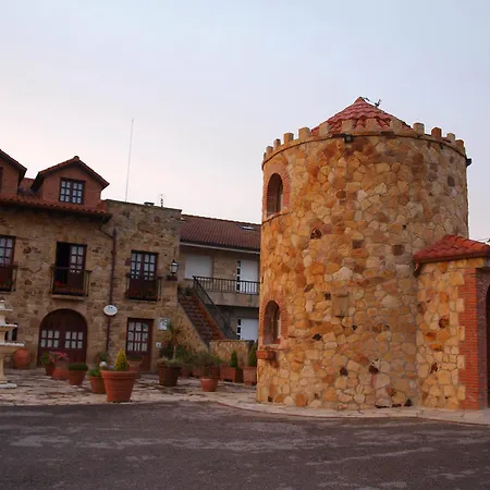 Hotel De Cantabria El Solar -cenas Típicas Y Gintonic- Bar -terraza Panorámica