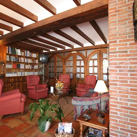 De Cantabria El Solar -cenas Típicas Y Gintonic- Bar -terraza Panorámica