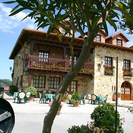 De Cantabria El Solar -cenas Típicas Y Gintonic- Bar -terraza Panorámica Galizano