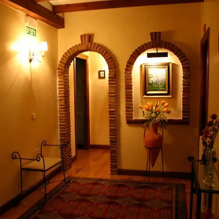 De Cantabria El Solar -cenas Típicas Y Gintonic- Bar -terraza Panorámica