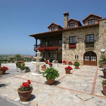 Hotel De Cantabria El Solar -cenas Típicas Y Gintonic- Bar -terraza Panorámica Galizano