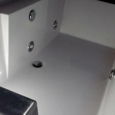 Hotel De Cantabria El Solar -cenas Típicas Y Gintonic- Bar -terraza Panorámica Galizano